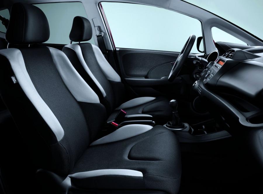  Honda Jazz Si 2012 года  (фото 14 из 45)